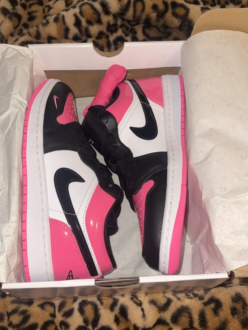 Nike Women’s Air Jordan 1 Low SE 9 Pink/Black/White Brand New w/Box